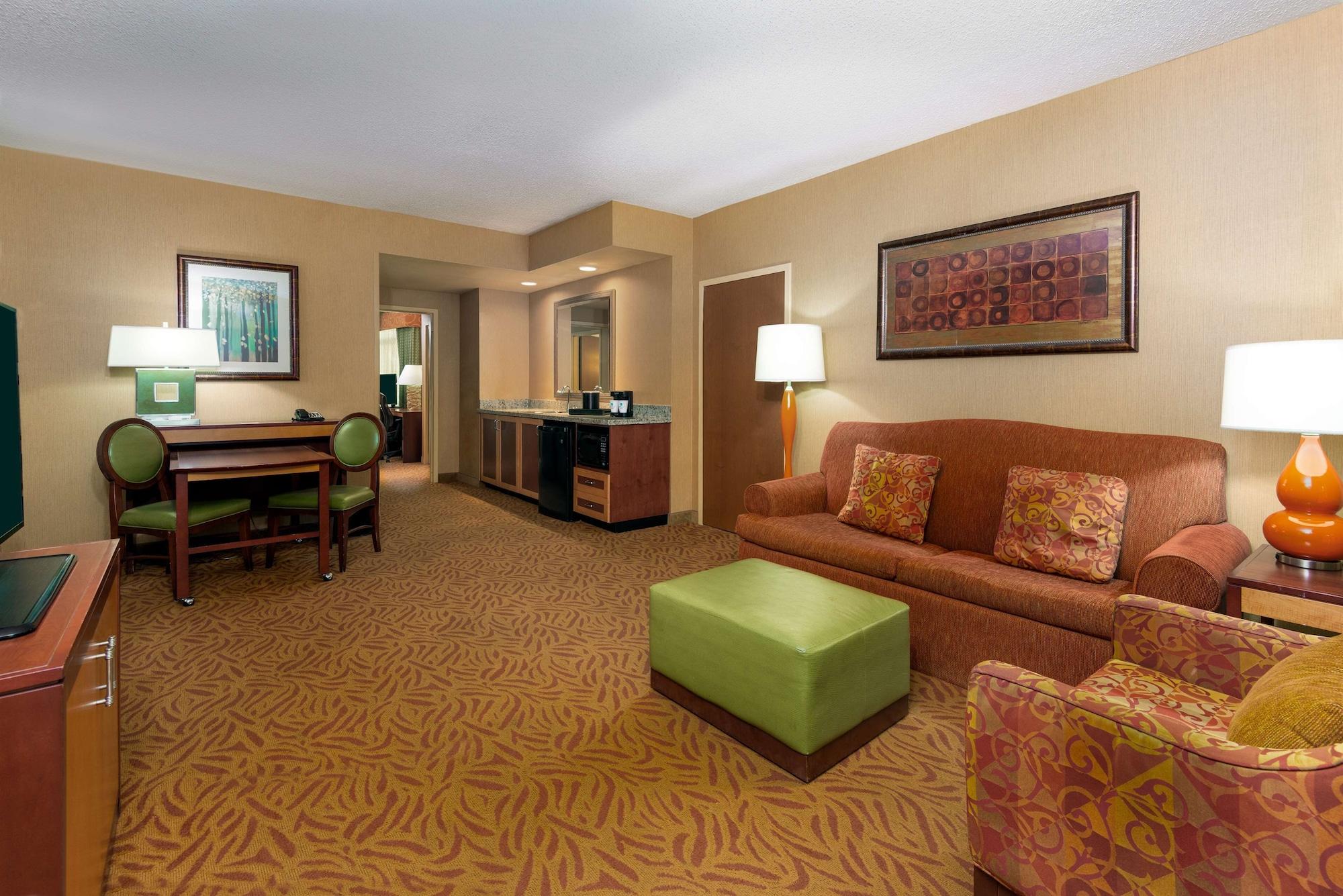 Embassy Suites Omaha- La Vista/ Hotel & Conference Center Extérieur photo