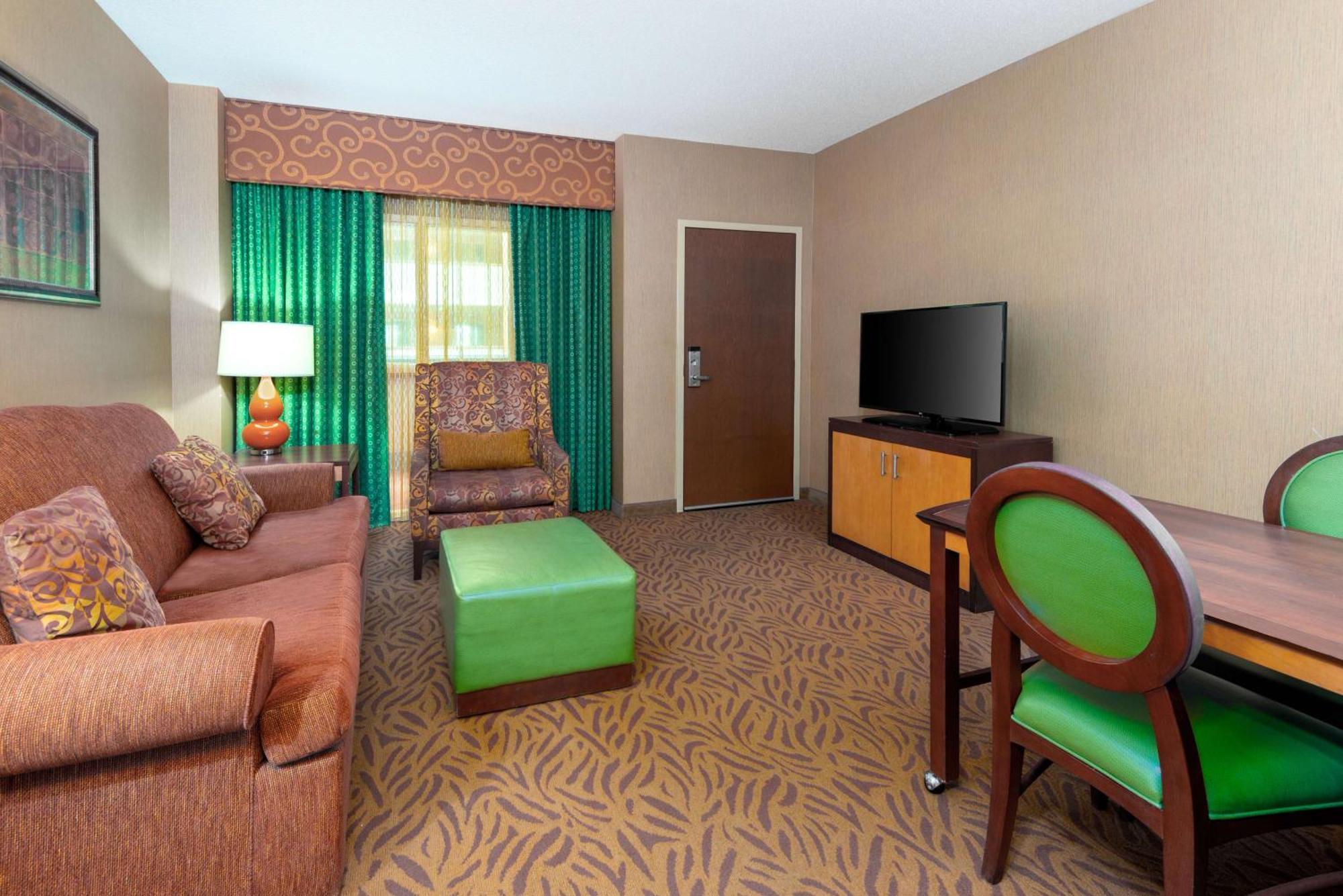 Embassy Suites Omaha- La Vista/ Hotel & Conference Center Extérieur photo