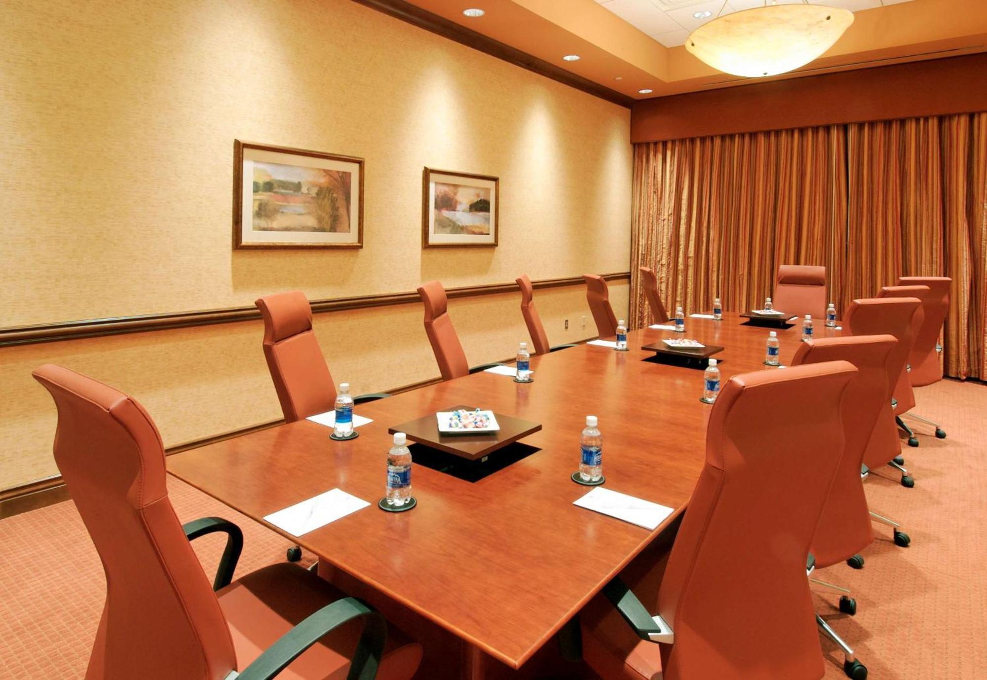 Embassy Suites Omaha- La Vista/ Hotel & Conference Center Extérieur photo