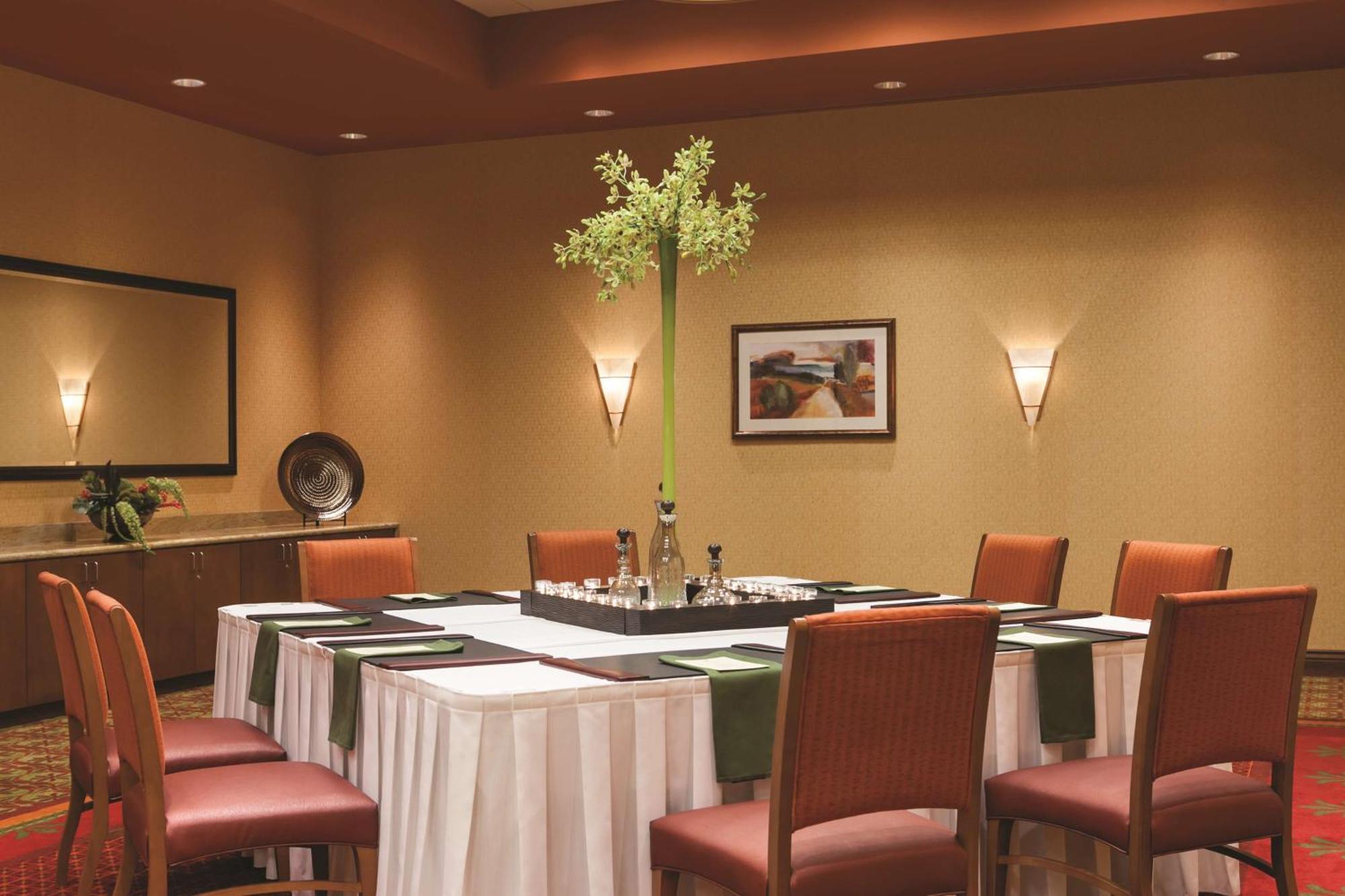 Embassy Suites Omaha- La Vista/ Hotel & Conference Center Extérieur photo